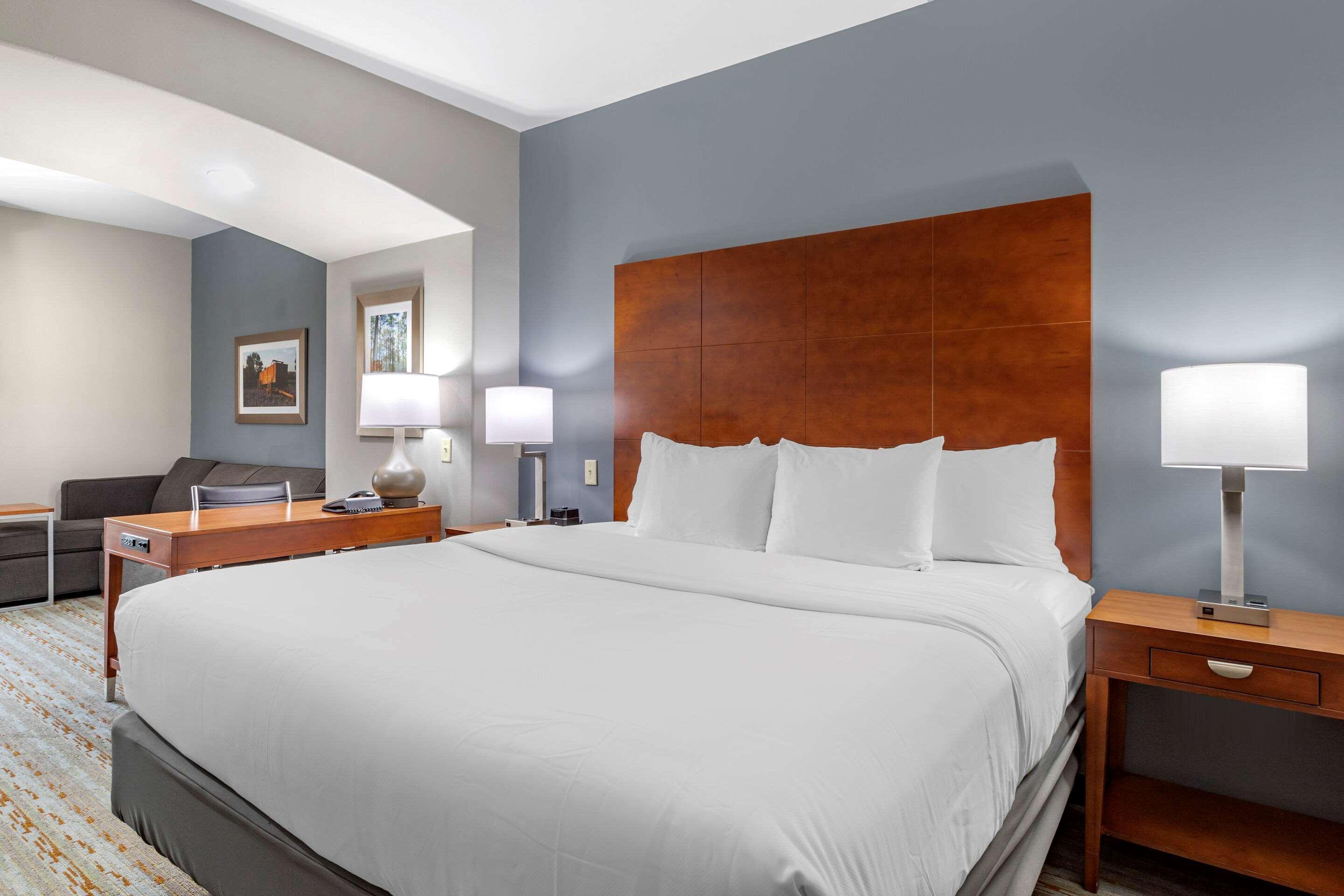 Comfort Inn & Suites Cleveland Exterior foto